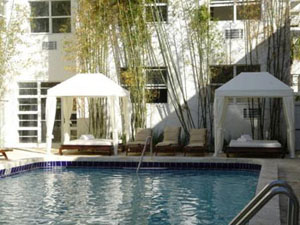 Hotel Catalina piscina