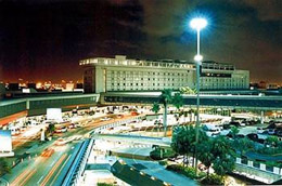 Miami International Airport Hotel in Airport Terminal Concourse E